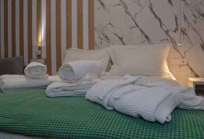 Aamiaismajoitus (B&B) Electra Suites