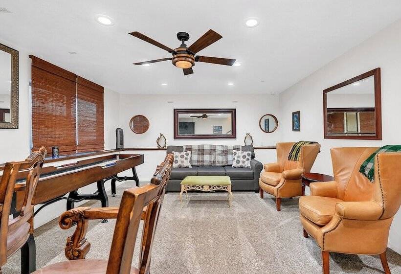 Cc Cabin Full Game Room! Wrap Around Deck!