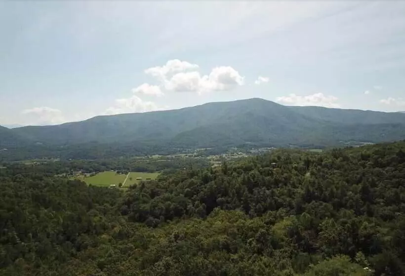 Family Adventure Lodge