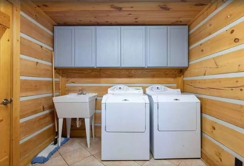 Family Adventure Lodge