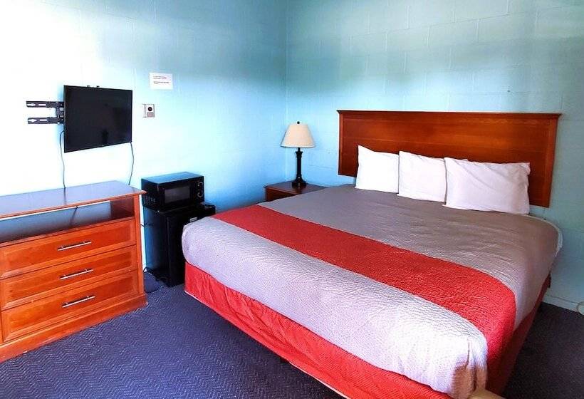 Holiday Host Motel & Rv Park