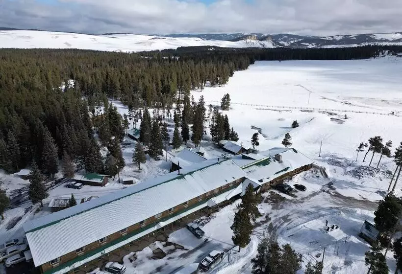 Hotelli Bear Lodge Resort