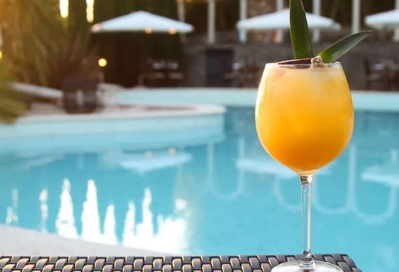 Отель Castello Di Pandora