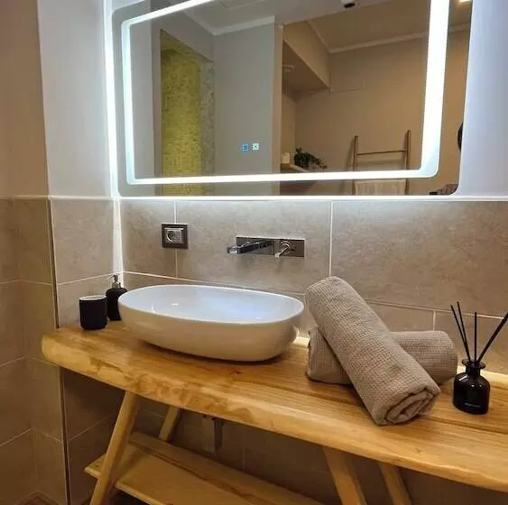 Hotelli Castello Di Pandora