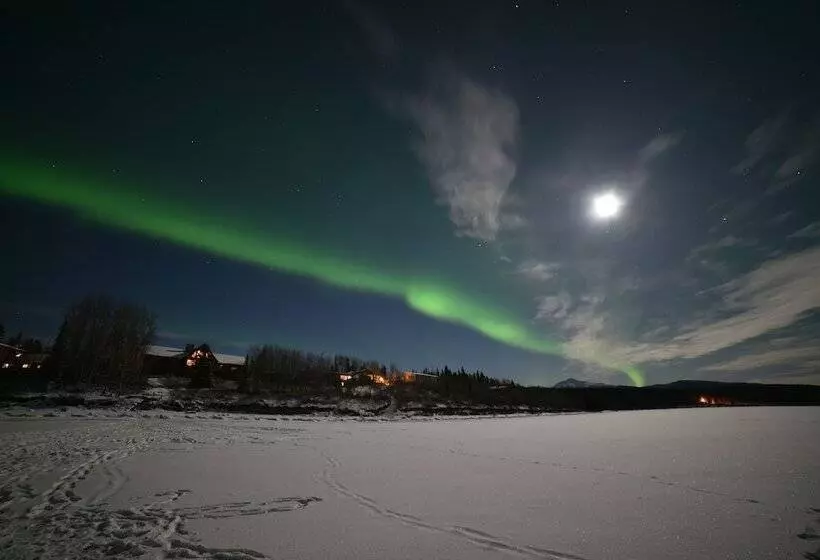 Hotelli Inn On The Lake