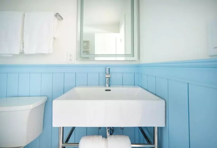 Hotelli Marina Bay Cottages