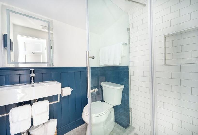 Отель Marina Bay Cottages