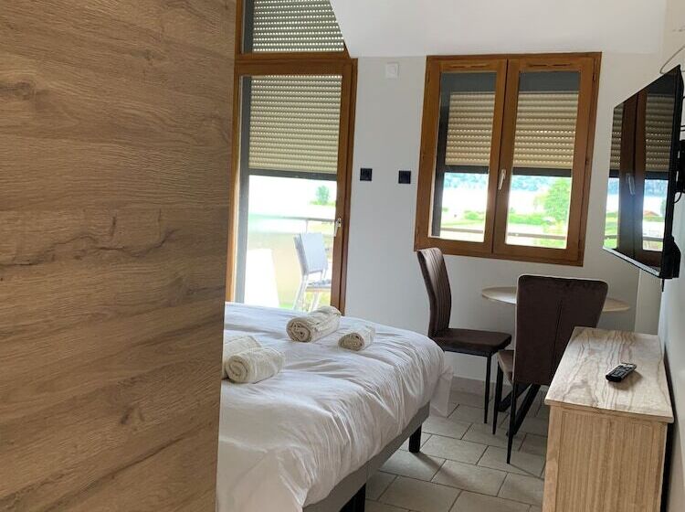 La Parenthèse Enchantée