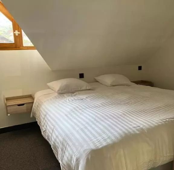 La Parenthèse Enchantée