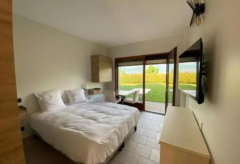 La Parenthèse Enchantée