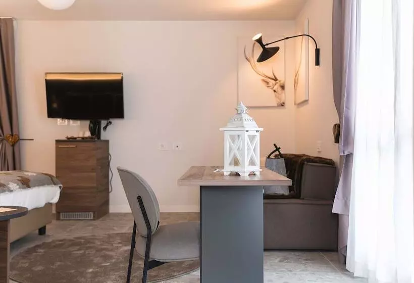 ホテル Maison Poluc Suite Alpine