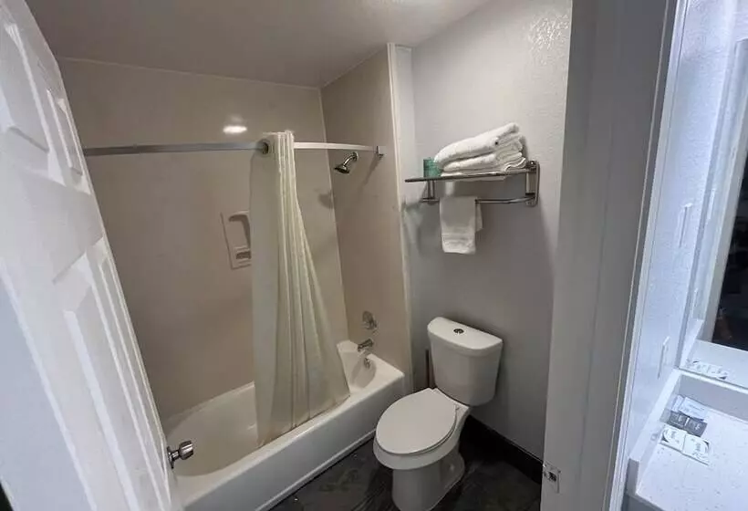 مُتل Atria Inn & Suites