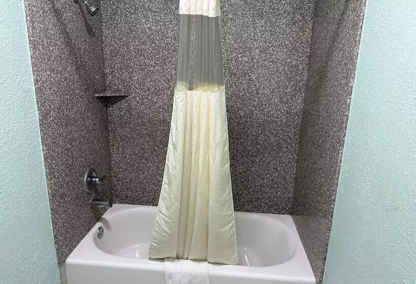 Motelli Roadside Inn