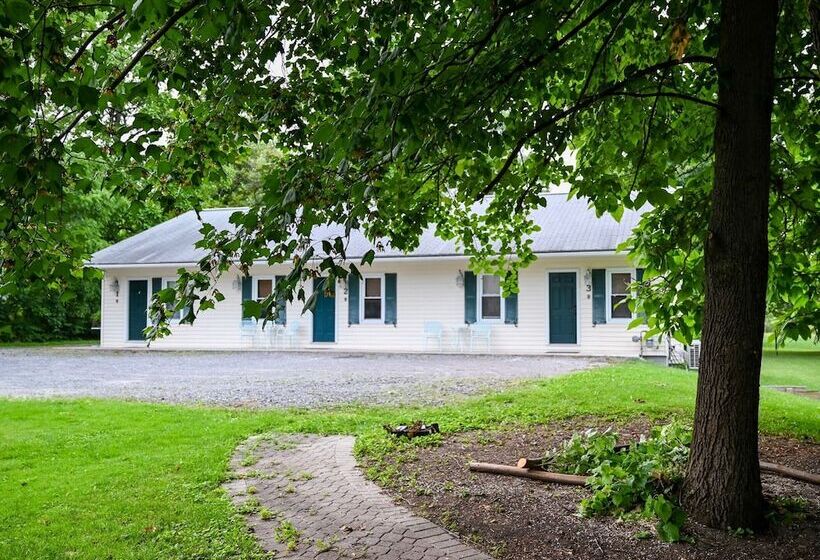 Мотель The Inn At The Gate