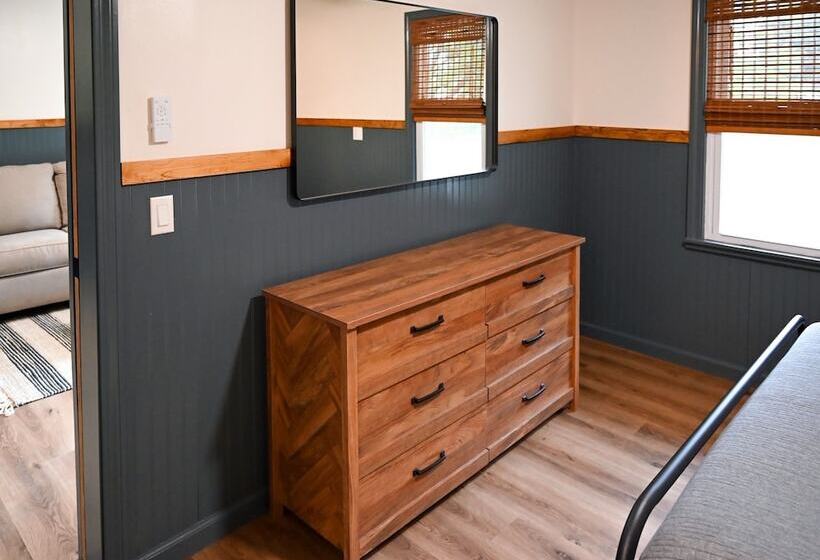 Мотель The Inn At The Gate