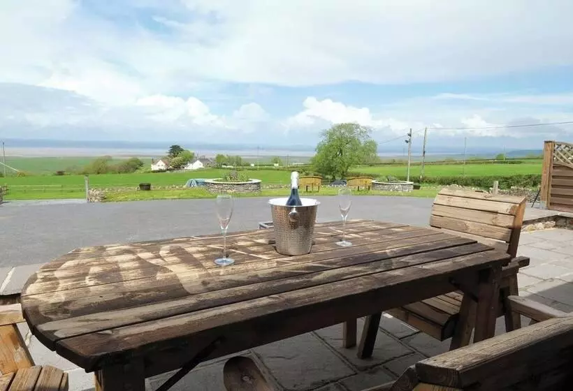 Ocean View Cottage 1   Llanrhidian