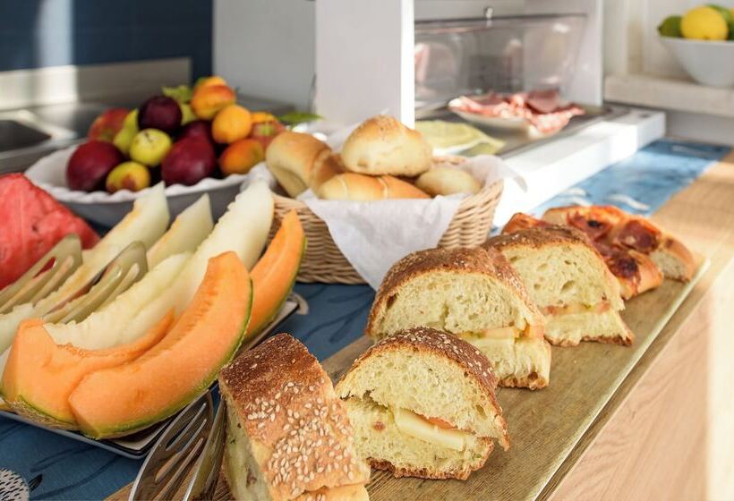 פנסיון Il Mare Dentro Suites