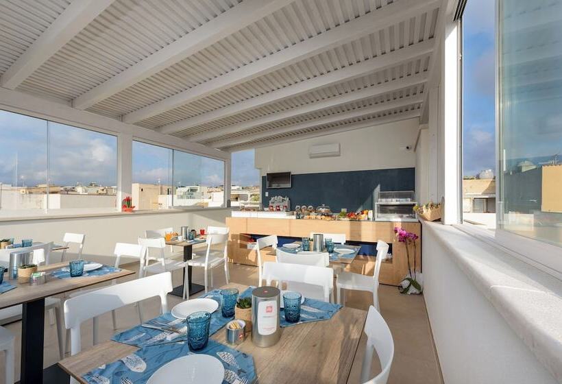 פנסיון Il Mare Dentro Suites