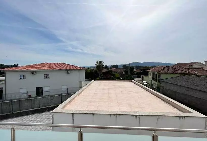 レジデンス Stunning 4 Bed House