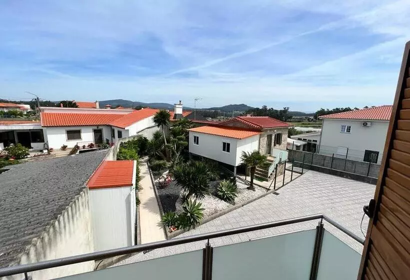 レジデンス Stunning 4 Bed House