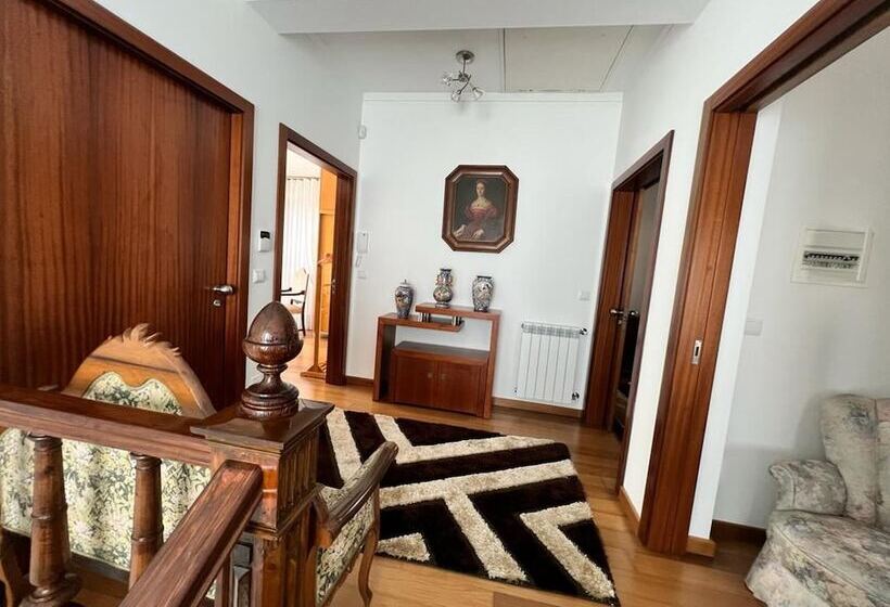 레지던스 Stunning 4 Bed House