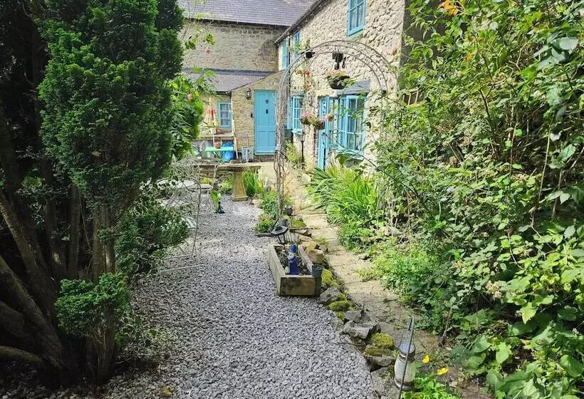 Rose Cottage   Cosy Cottage In Millers Dale