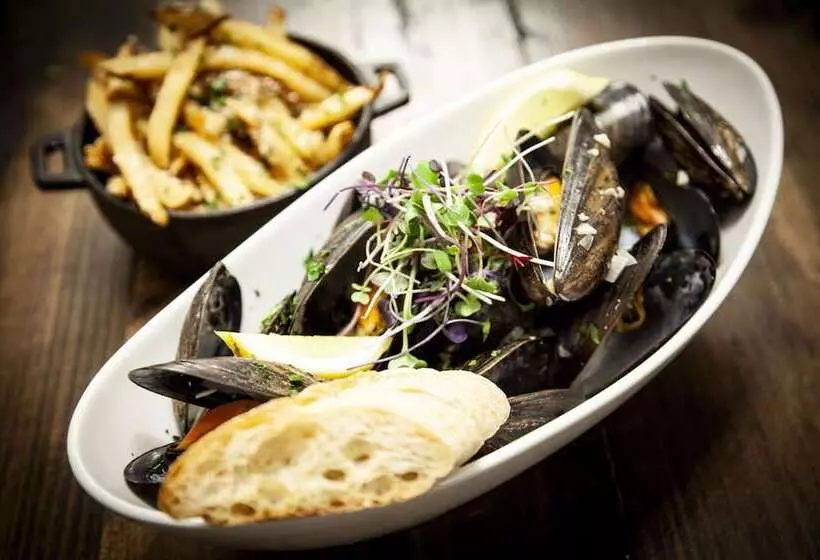 Buttermilk Falls Inn