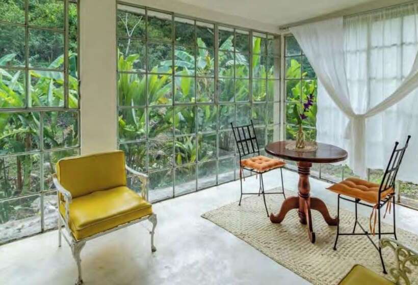 Хостел Casa Edward