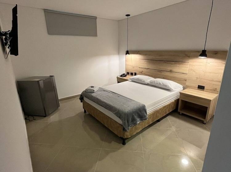 فندق California City