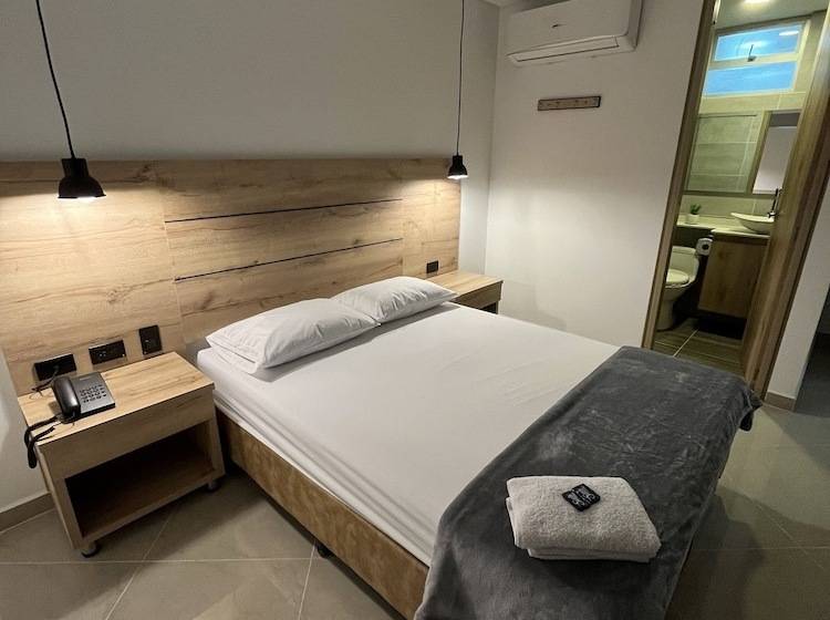 فندق California City