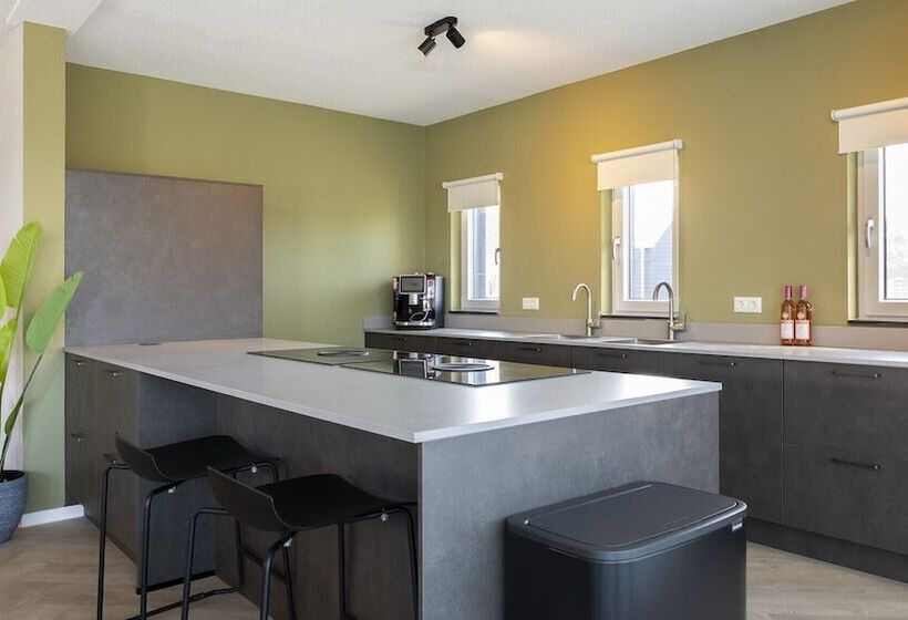 فندق Dormio Resort Nieuwvliet Bad