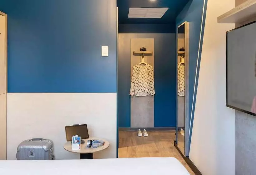 هتل Ibis Budget Valencia Centro Puerto