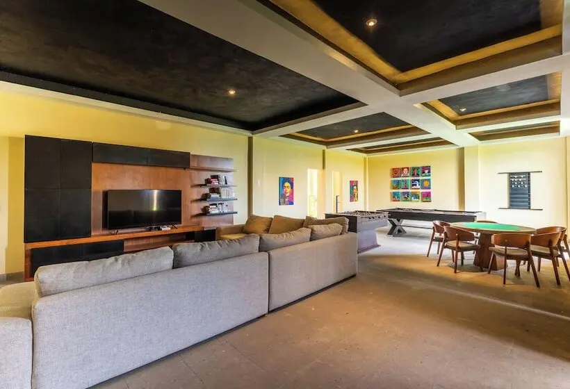 ホテル Krystal Grand Residences San Miguel de Allende