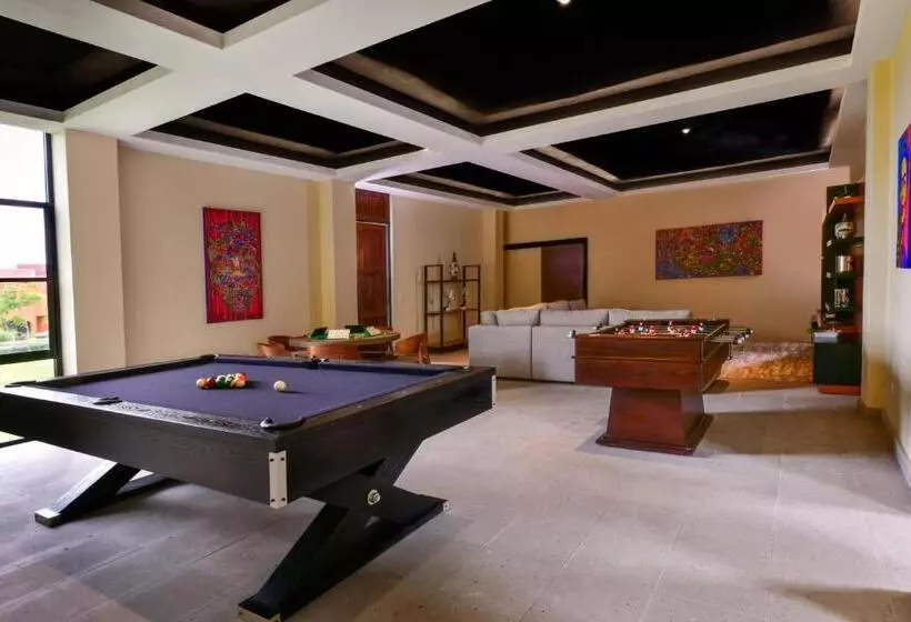 Hotelli Krystal Grand® Residences & Villas San Miguel