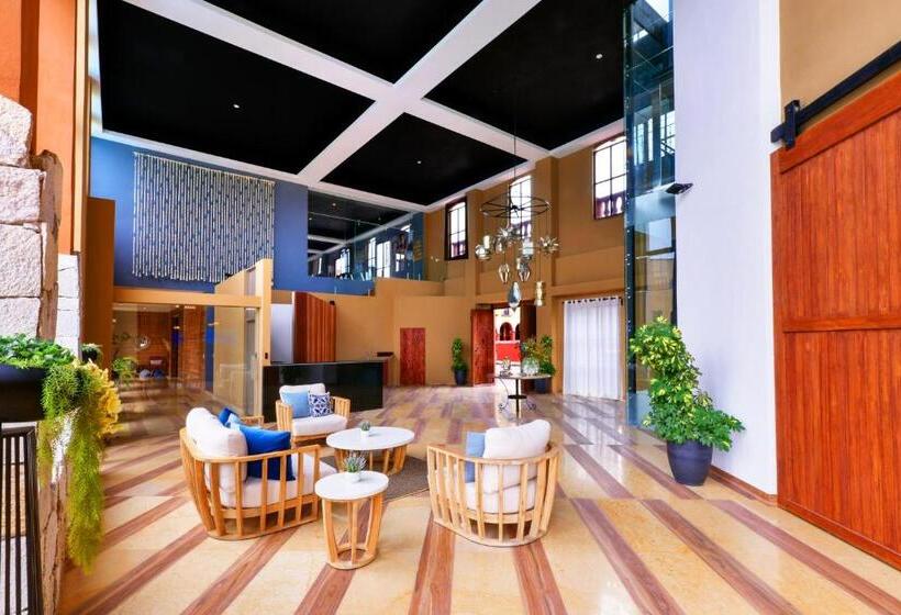 Отель Krystal Grand Residences & Villas San Miguel de Allende