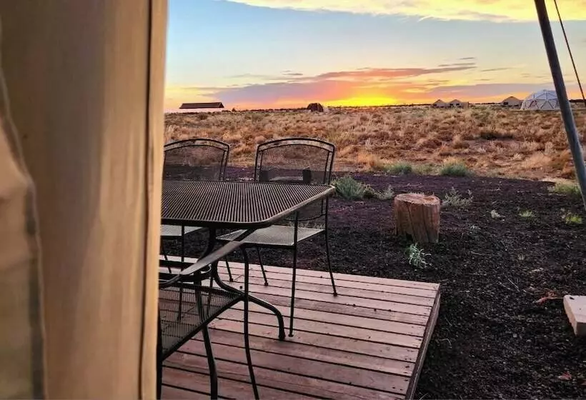 Hotelli Raptor Ranch