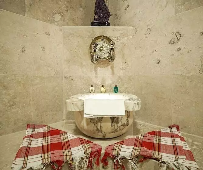 ホテル Serene Premium Stone House