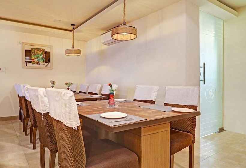 בית מלון כפרי Treebo Trend Bright Shamshabad