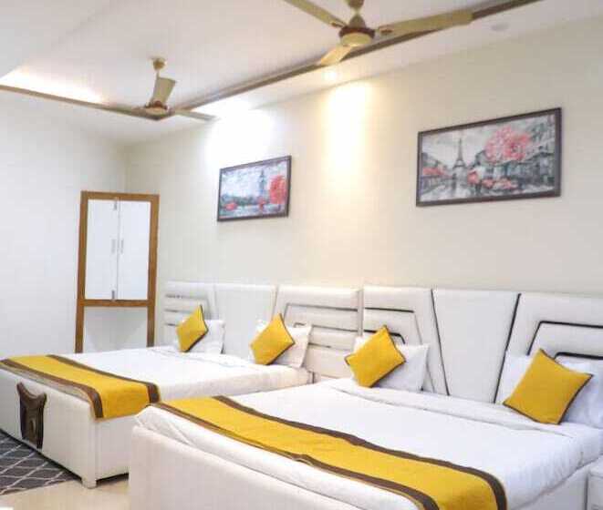 Отель Virasat Palace By Grb