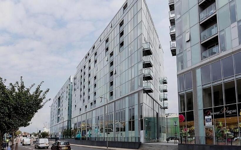 فندق Zedwell Greenwich