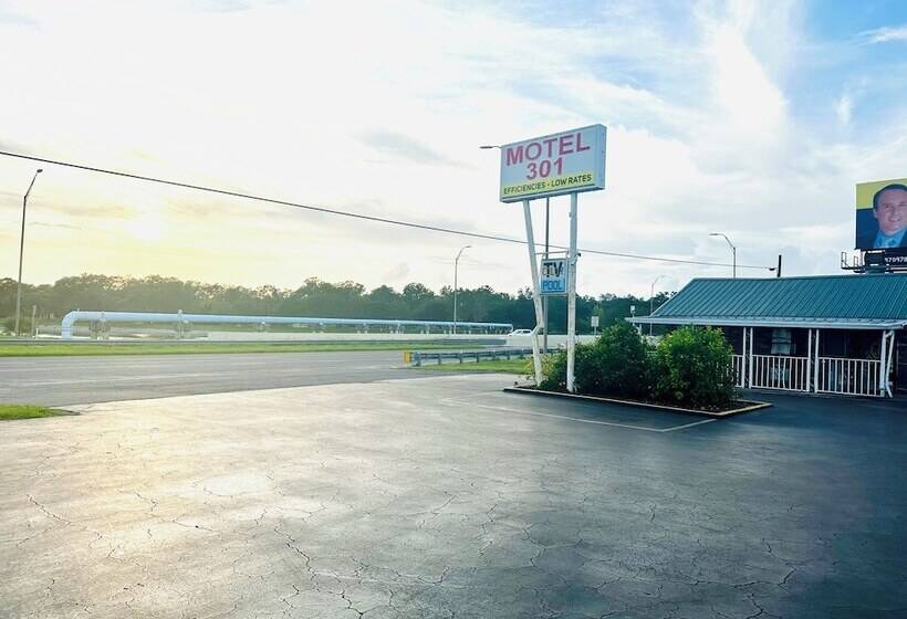 Motel 301