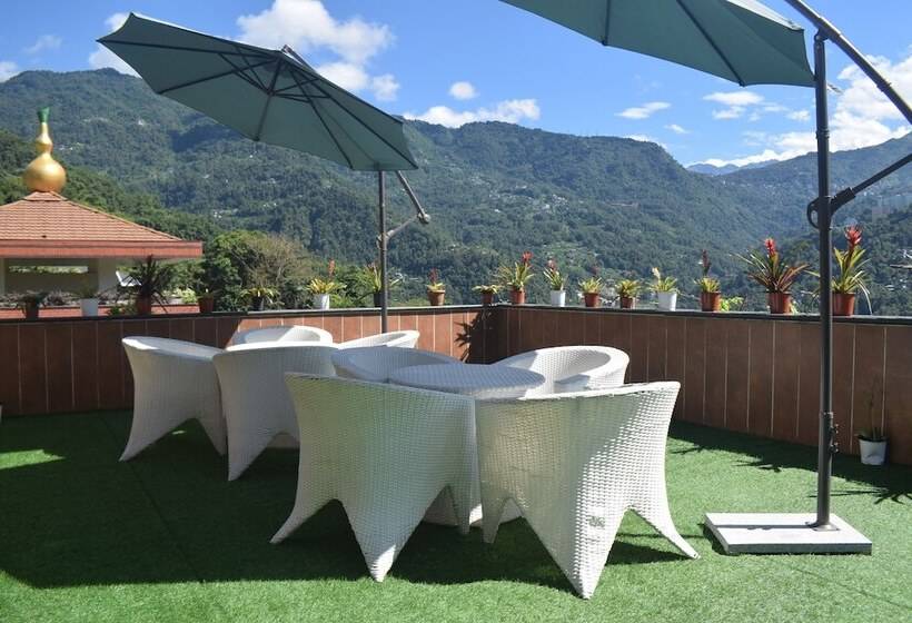 Oro Montana Hotels And Resort