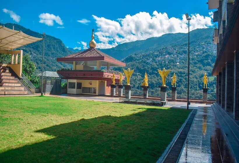 Oro Montana Hotels And Resort