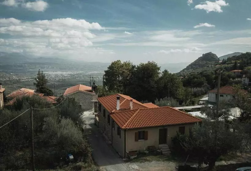 Majatalo Acropolis Mystra Guesthouse