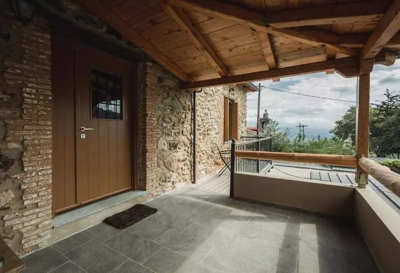 Majatalo Acropolis Mystra Guesthouse