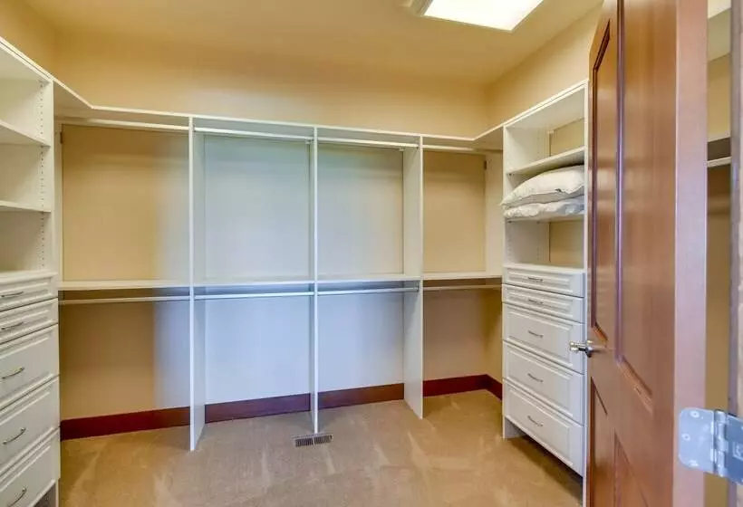 Port Angeles Home: 7 Mi To Olympic Natl Park!