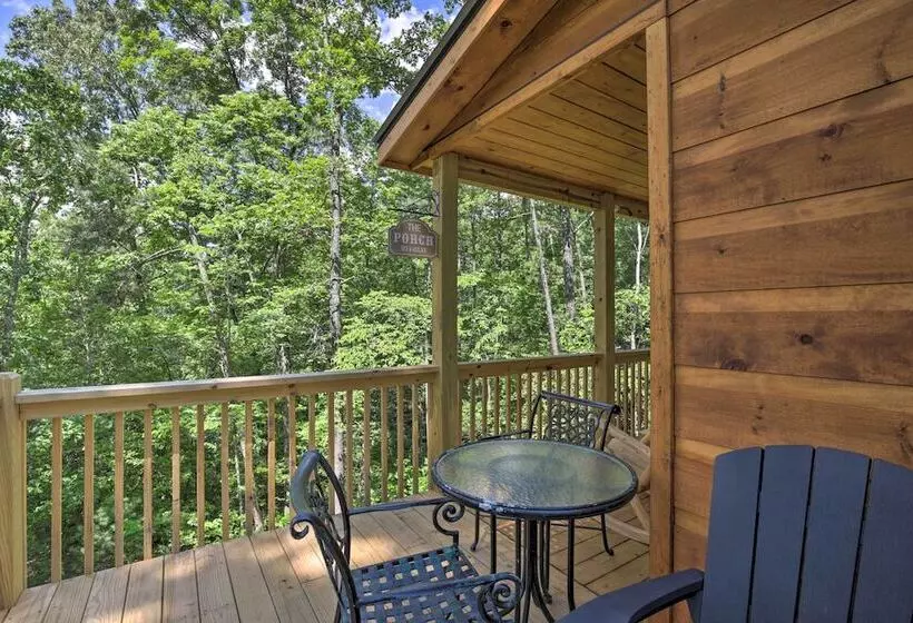 Private Hot Tub & Ev Charger: Cozy Murphy Cabin!
