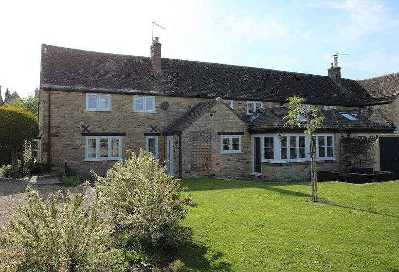 住所  Remarkable 3 Bed House In Easton On The Hill