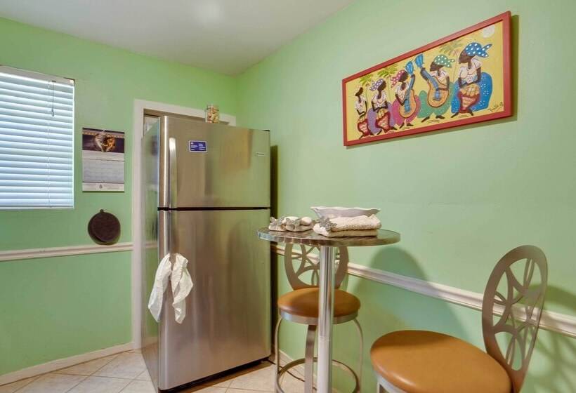 West Palm Beach Home W/ Fenced In Yard & Deck!