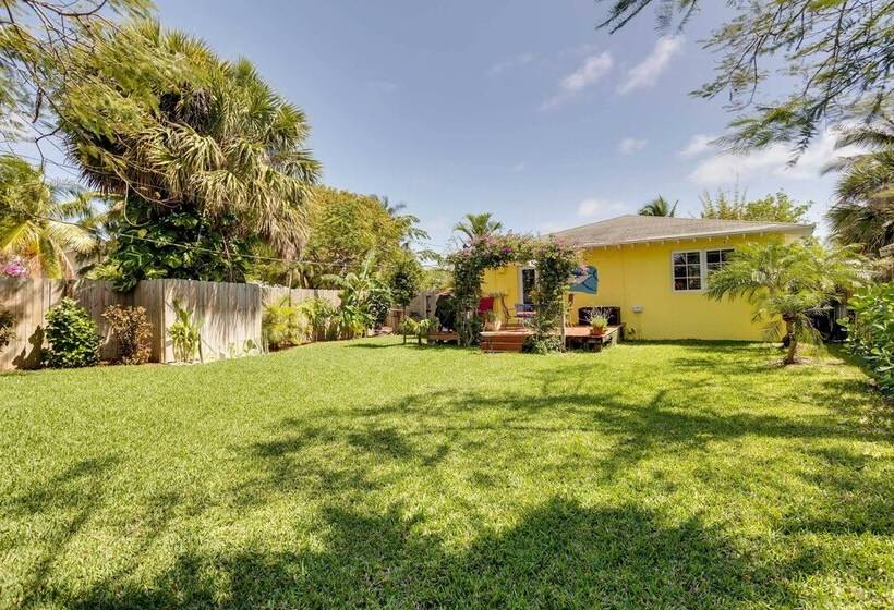 West Palm Beach Home W/ Fenced In Yard & Deck!
